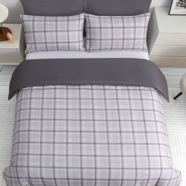 Premium Duvet Cover Set Double Brushed Microfiber Reversible With Zipper Closure & Corner Ties