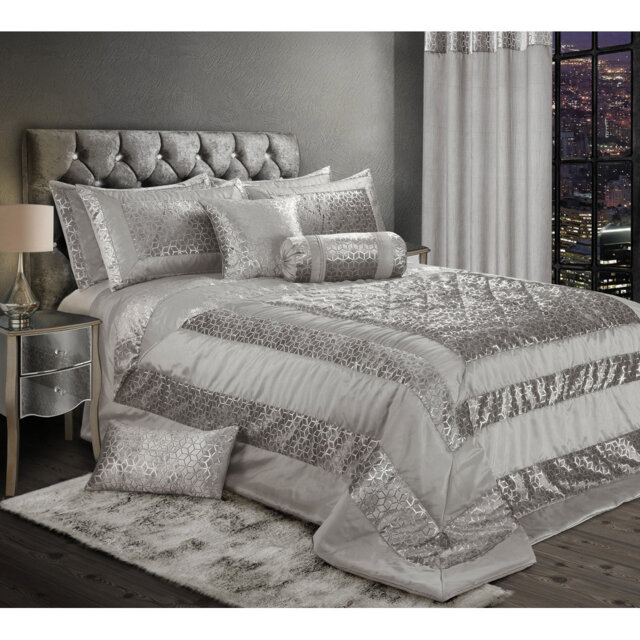 Astello Luxury Metallic Geometric Foil Pattern Bedspread