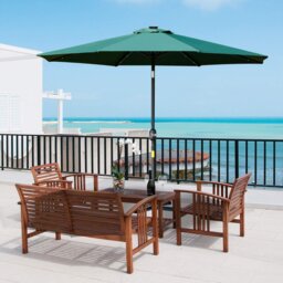 Outdoor 2.7m Traditional Parasol