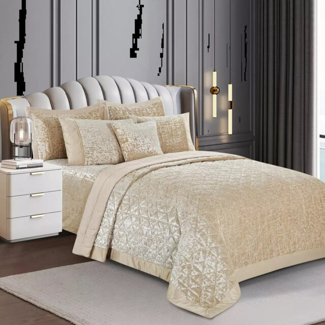 Velvet Bedspread with Pillow Shams Included
