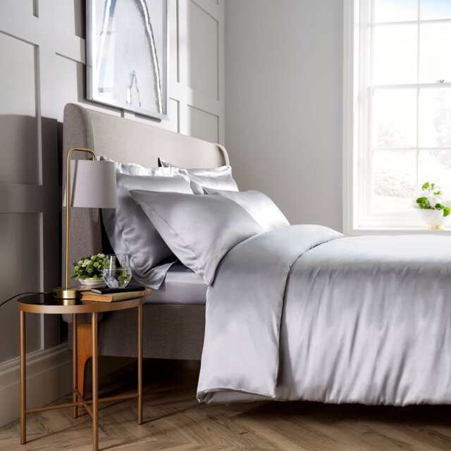 Luxury 100% Silk Duvet Cover