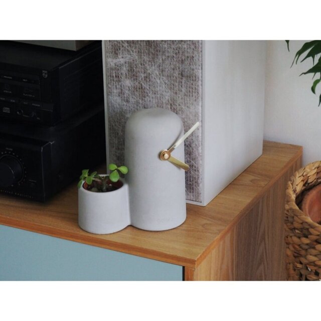 Analogue Concrete Mechanical Tabletop Clock