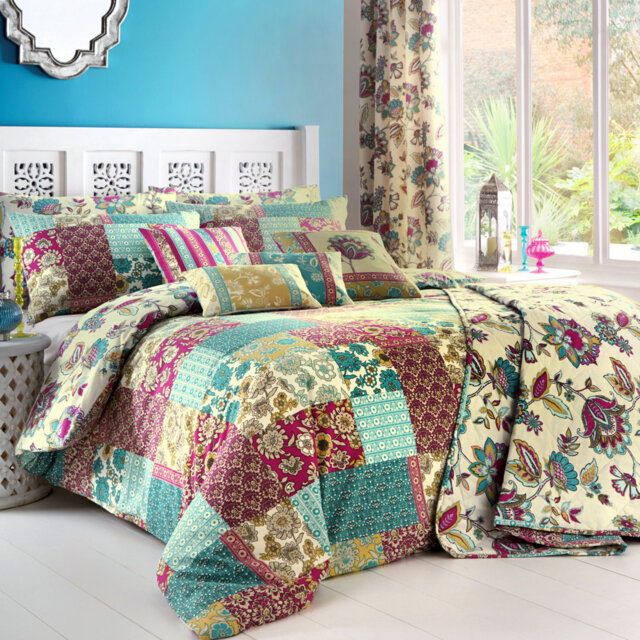 Marinelli Floral Duvet Cover Set with Pillowcases Included
