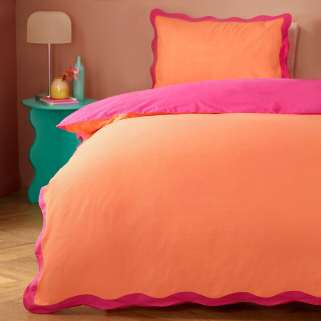 Wiggle Scallop No Pattern Duvet Cover Set with Pillowcases Included
