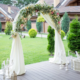Toya Arch