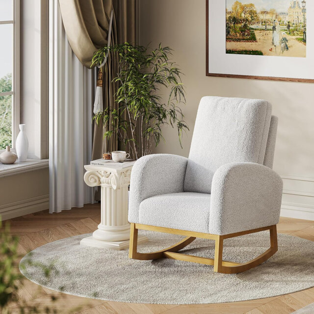 Nursery Rocking Chair with High Backrest & Side Pocket, Glider Rocker with Rubberwood Base, Easy Assembly,Rocker Armchair for Living Room, Bedroom, Nu