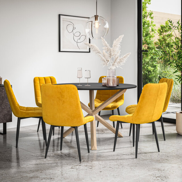 Darcus 6 - Person Dining Set