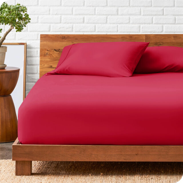 Deep Pocket Microfiber Brushed Fitted Sheet