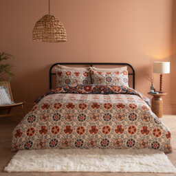 Kinfolk Polyester Floral Duvet Cover Set with Pillowcases Included