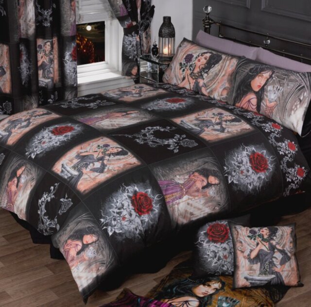 Story Of The Rose Groves Duvet Cover Set