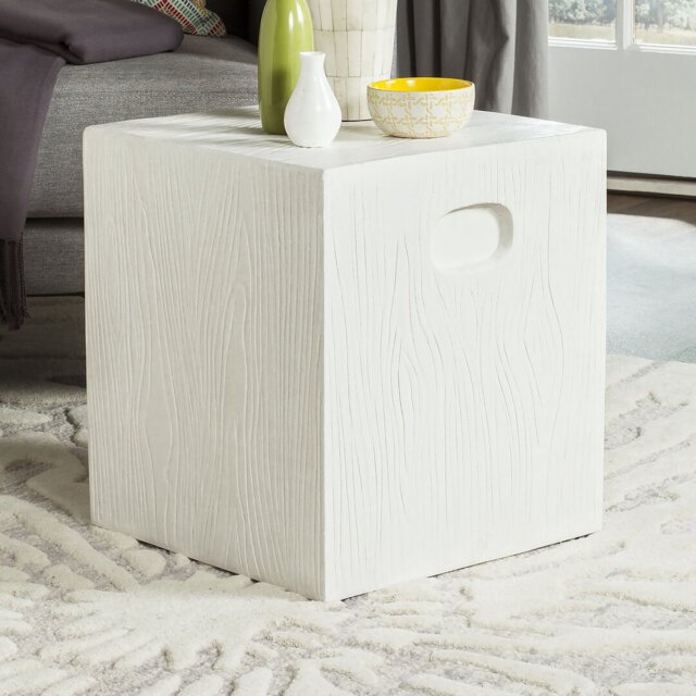 Outdoor Yoan Stool