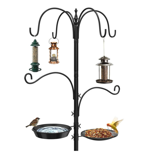 Metal Stake Feeding Station