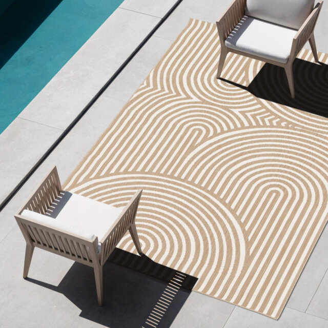 Geometric Indoor / Outdoor Area Rug