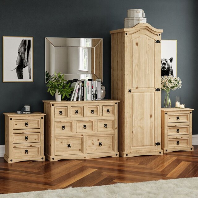 Harold Solid Wood Piece Bedroom Set