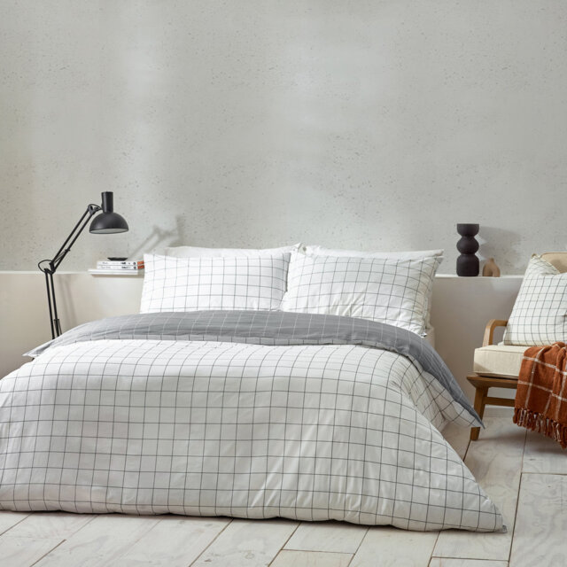 Howarth Check Cotton Chequered Duvet Cover Set with Pillowcases Included