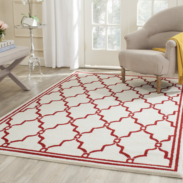 Moffitt Geometric Indoor / Outdoor Area Rug