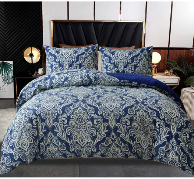 Cotton No Pattern Duvet Cover with Pillowcases Included