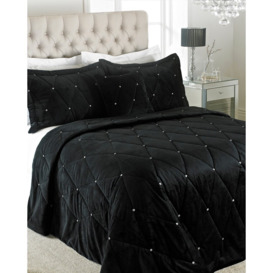 Adriel Bedspread Set with pillow covers
