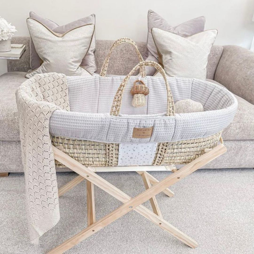 Reversible Moses Basket with Stand