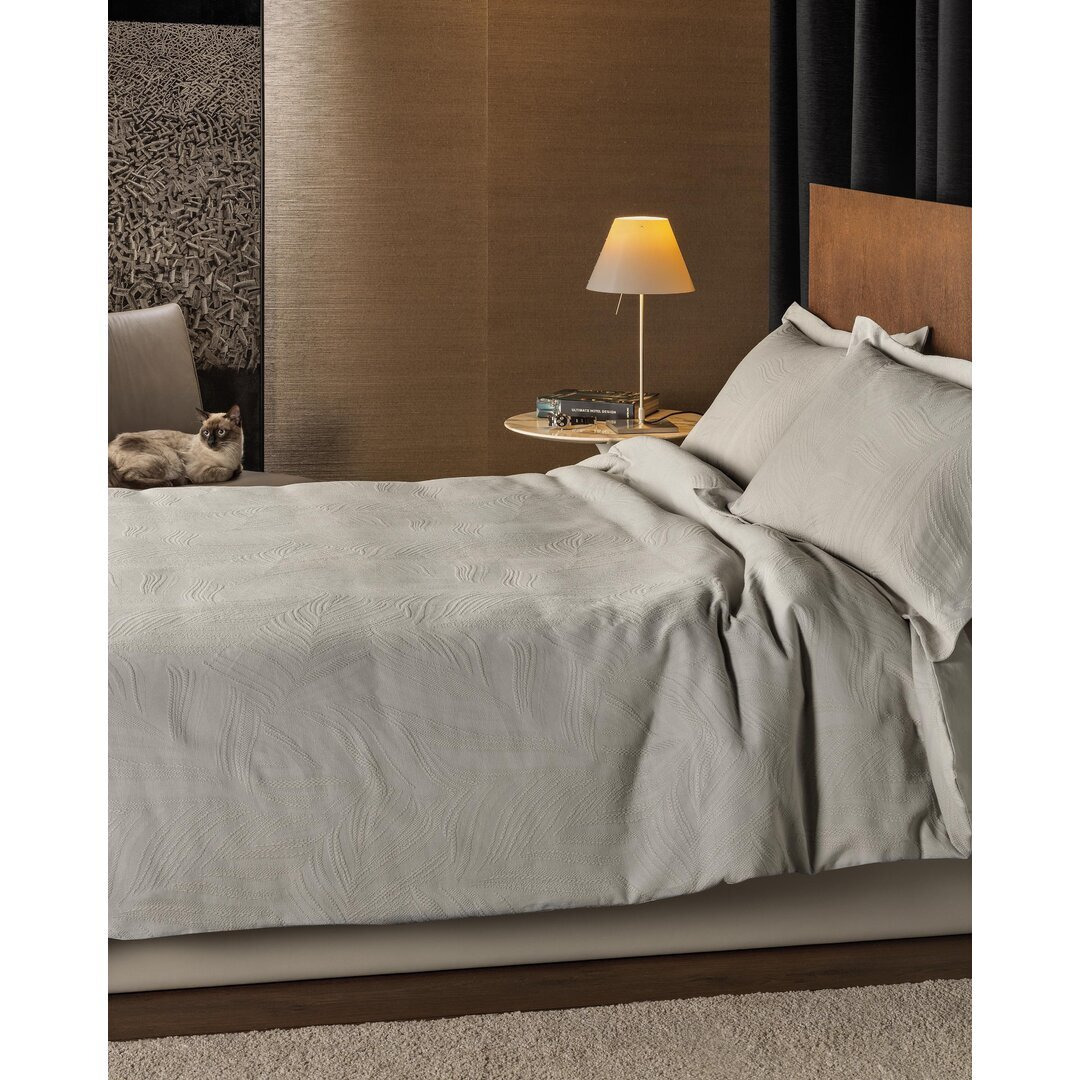 Mckeehan Cotton 300 TC Modern & Contemporary Duvet Cover Set