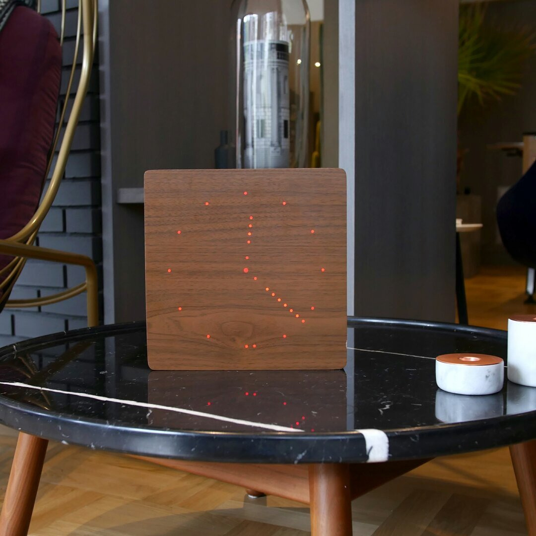 Tranditional Digital Ash Solid Wood Electric Alarm Tabletop Clock