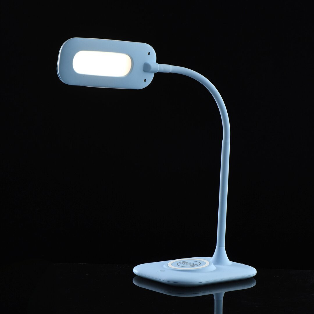 Liriano LED Desk Lamp