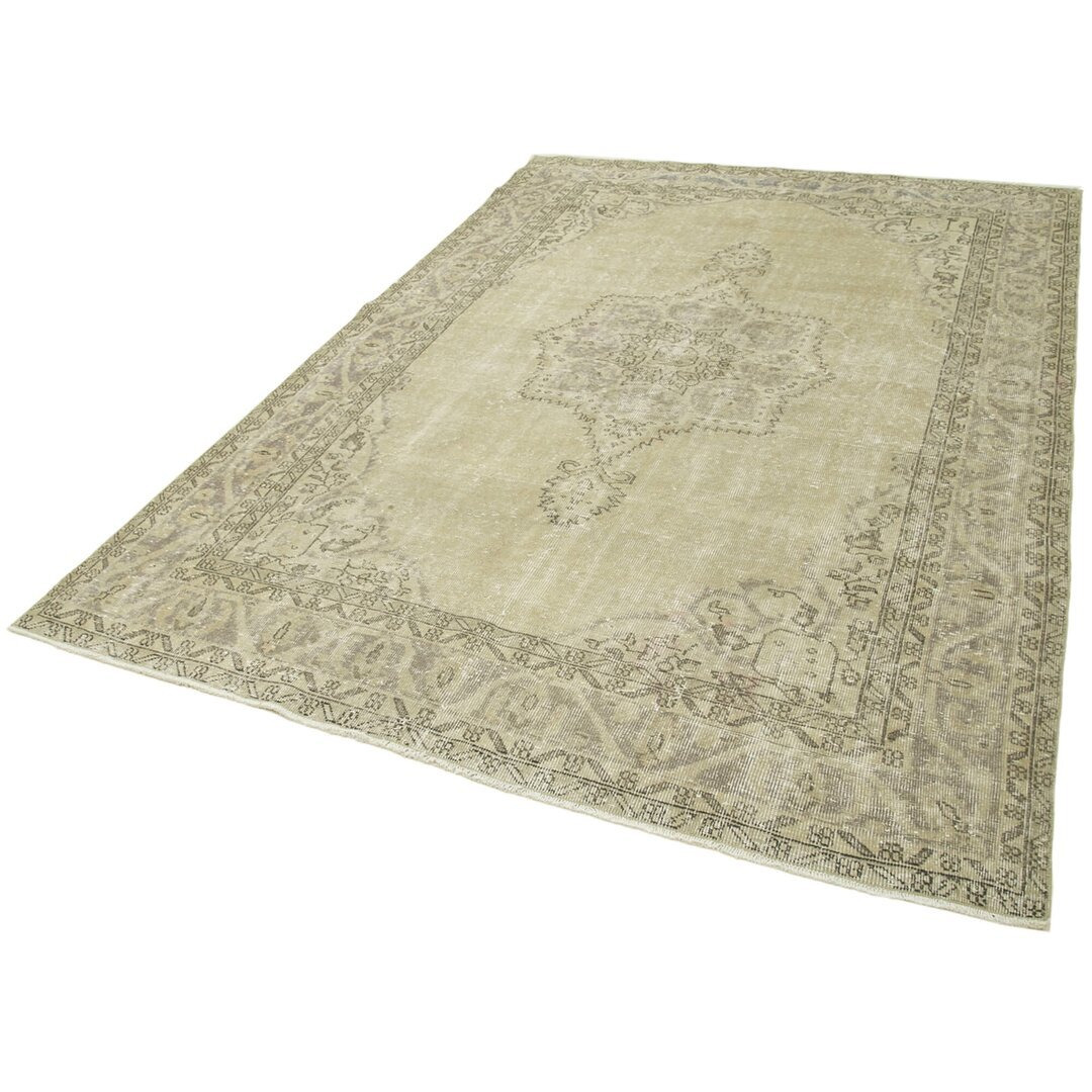 One-of-a-Kind Ursula Hand-Knotted 1980s 194cm x 278cm Wool Rug in Beige