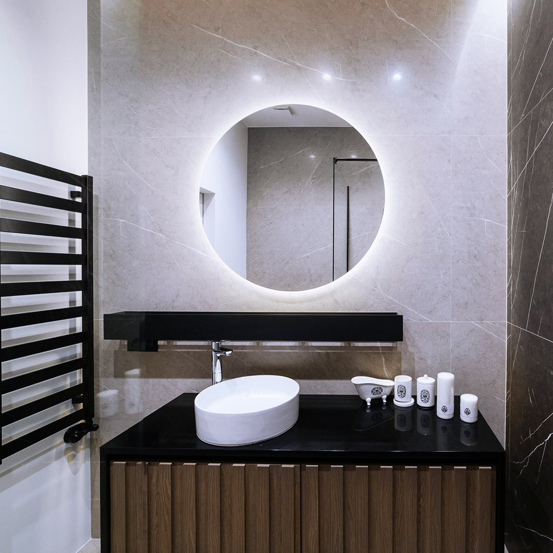 Round Mirror With Lighting  LED â Cool White - Illuminated Glamour Mirror For Bathroom & Living Room