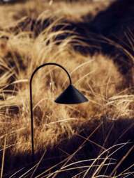 Dimmable LED Stake Lamp Grasp - thumbnail 2
