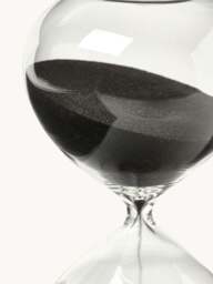 Glass Hourglass Ball, 30 Minutes - thumbnail 2