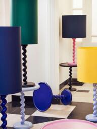 Round Side Table Twister - thumbnail 2