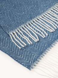 Wool Throw Tyrol with Herringbone Pattern and Fringes - thumbnail 3