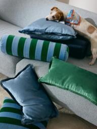 Velvet Neck Roll Remus - thumbnail 6