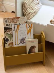 Kids Birch Wood Book Holder Anastasia - thumbnail 2