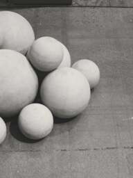 Garden Decorative Balls Concrete, Set of 2, Ø 20 cm - thumbnail 2