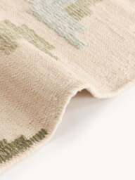 Wool Runner Rosha with Stitched Flower Pattern - thumbnail 5