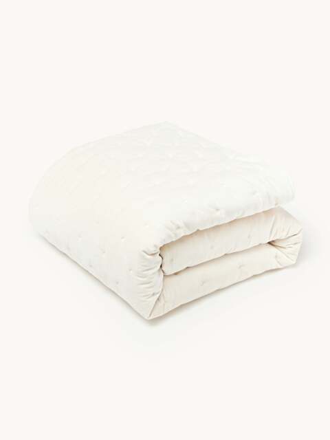 Quilted Velvet Bedspread Cheryl - image 1