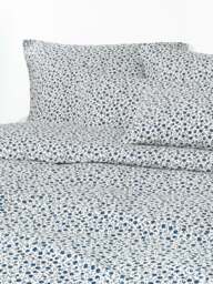 Washed Cotton Pillowcase Nolana with A Small Floral Pattern - thumbnail 2