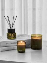 Scented Candle Oud Leaf (Geranium, Rose, Sandalwood) - thumbnail 5