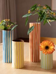 Hand-Painted Porcelain Vase Ray, H 13 cm - thumbnail 5