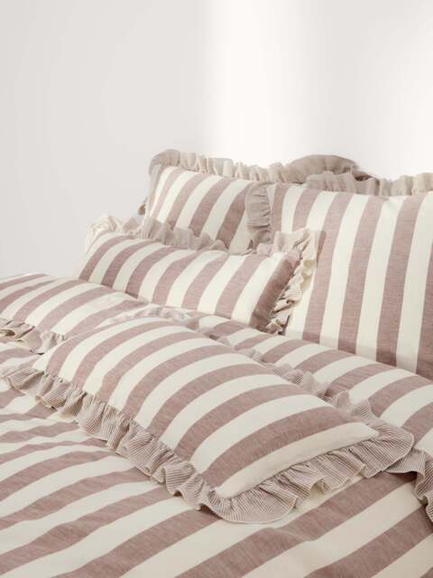 Ruffled Linen-Cotton Duvet Cover Posie - image 1
