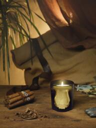 Handmade Scented Candle Ernesto (Clove, Labdanum, Oakwood & Patchouli) - thumbnail 2