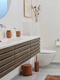 Toilet Brush Ume with Container - thumbnail 3