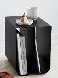 Metal Side Table Curved - thumbnail 4