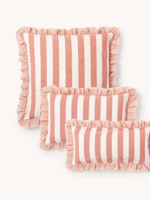 Ruffled Linen-Cotton Pillowcase Posie - image 1