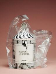 Handmade Scented Candle Miracle (Amber, Rose & Patchouli) - thumbnail 7
