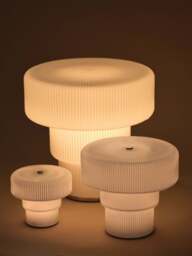 Mouth-Blown Portable LED Table Lamp Ripple, Dimmable, H 17 cm - thumbnail 5