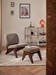 Ash Wood Lounge Chair Shenay with Bouclé Upholstery - thumbnail 8