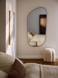 Full-Length Wall Mirror Oiva in a Curved Shape - thumbnail 9