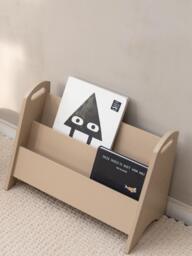 Kids Birch Wood Book Holder Anastasia - thumbnail 3